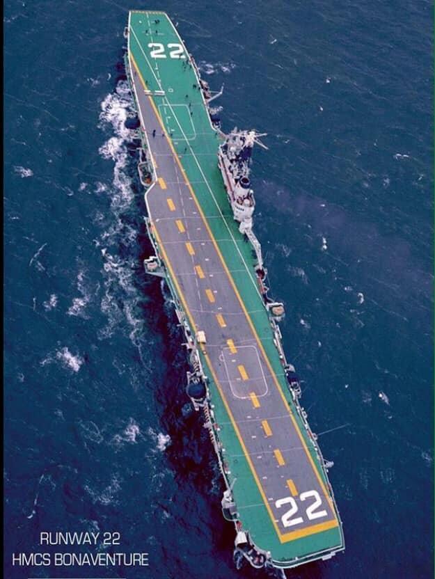 加拿大海军邦纳文彻号航空母舰（HMCS Bonaventure CVL-22），