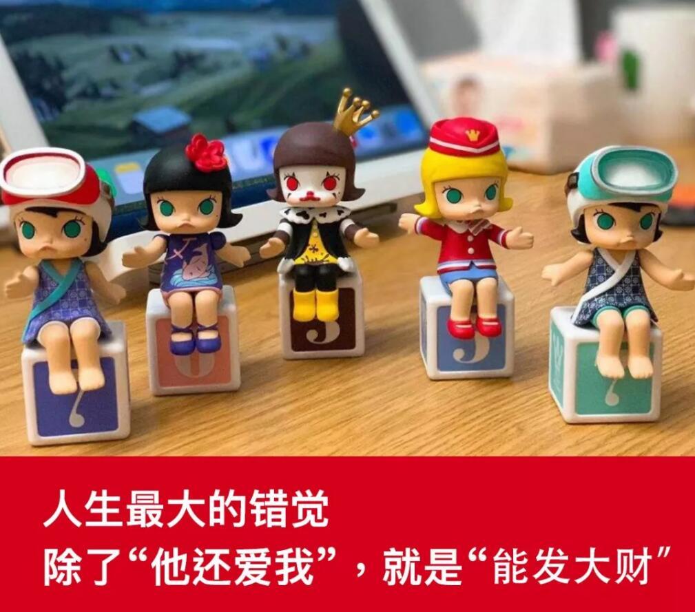 人生的2大错觉——
1、他还爱我。
2、能发大财。
艾芙补刀：
1、他还爱我比能