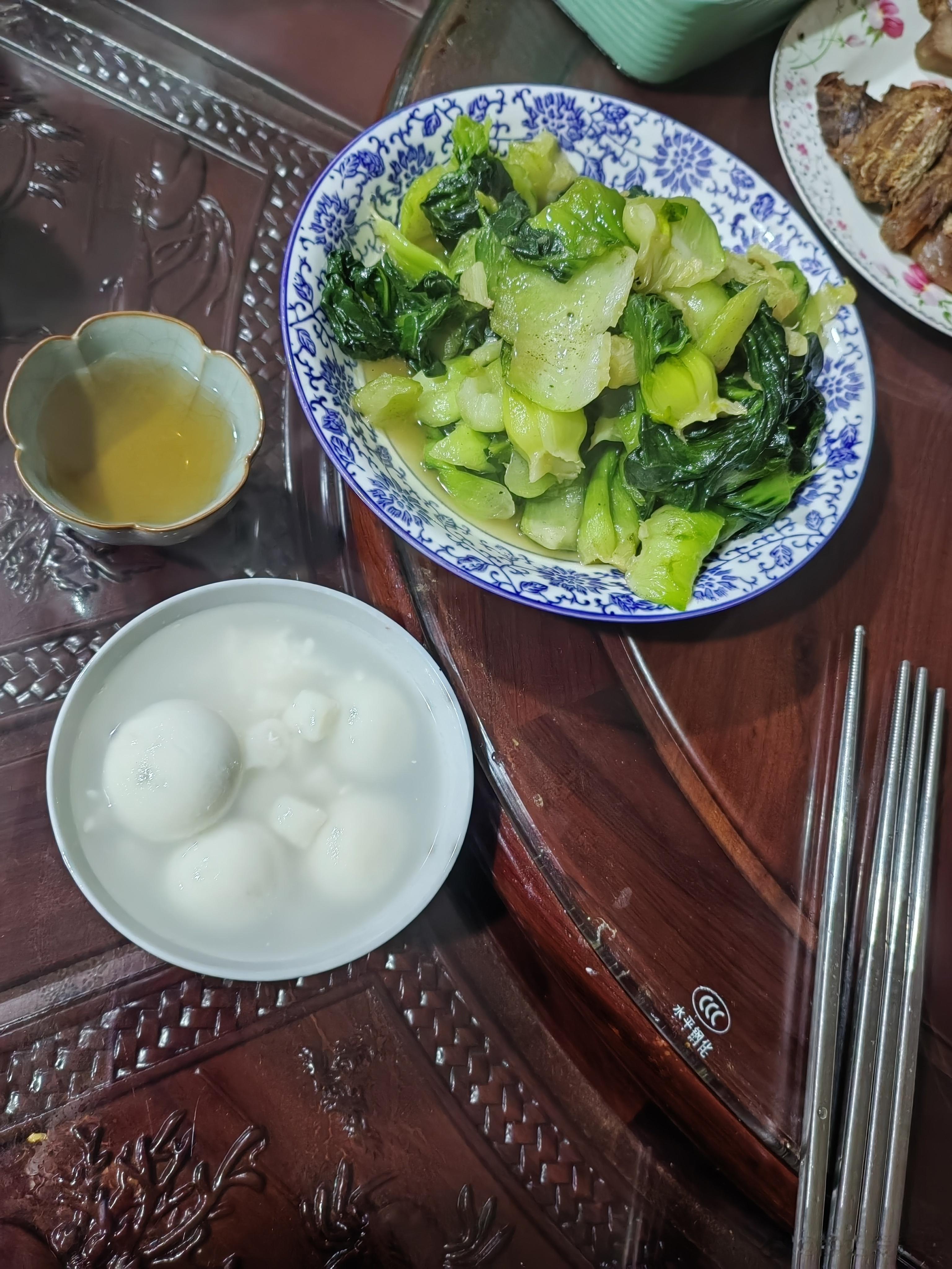  团团圆圆​五清茶煮清肺茶每天