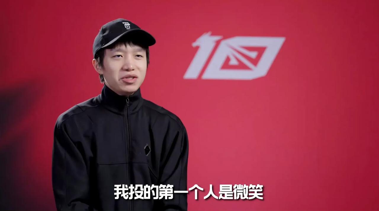 职业选手的投票可以说是非常中肯了，截至目前，在我印象里，职业选手投票最多的就是厂