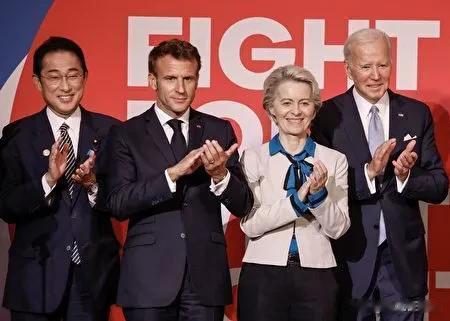  “蹭红毯”这事儿，不止在戛纳电影节啊

冯德莱恩万万没想到，自己会成为蹭红毯的
