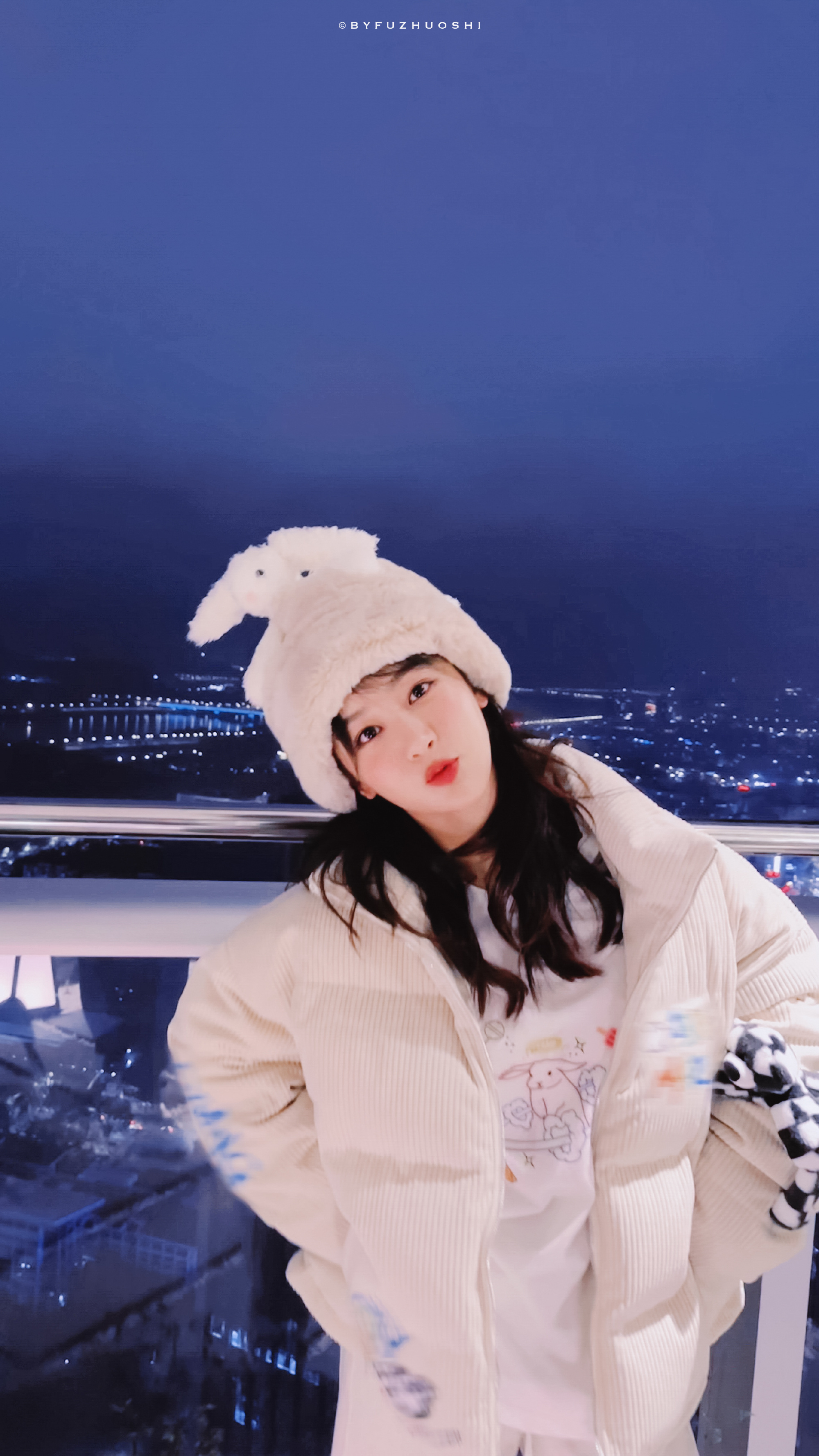#杨紫黄色毛线帽造型# 我们的