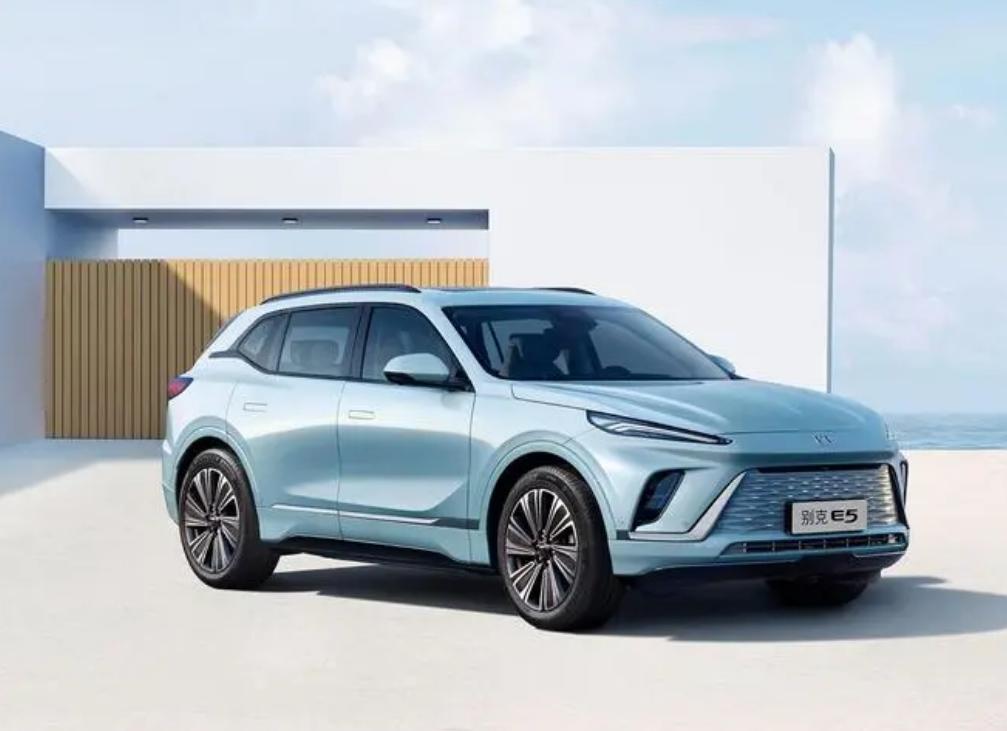 【车视头条】近日，上汽通用别克官方宣布，别克首款奥特能平台车型——Electra