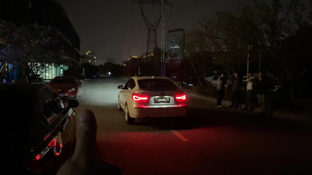 17年宝马3GT已售[得意]
晚上顺利交车！！
恭喜大哥🎉🎉🎉
感谢信任！