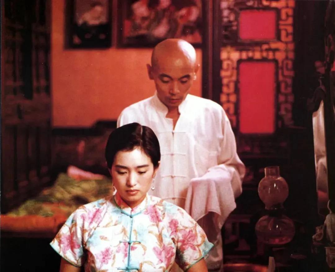 “做牛耕田，做狗看家，做和尚化缘，做鸡报晓，做女人织布，哪头牛不耕田？这可是自古