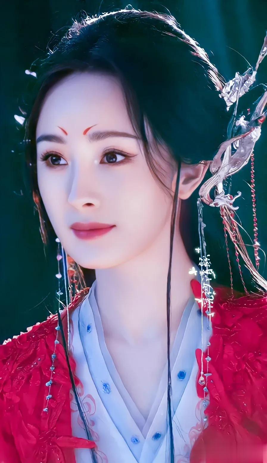 烦的时候，点一炷香，心会随烟而飘，而散，而远；乱的时候，读一本书，能想到过去，现