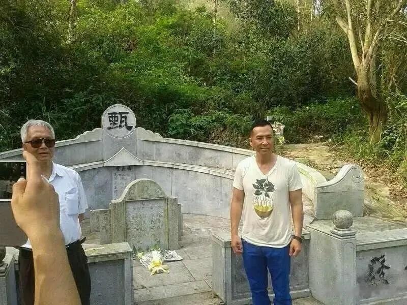 为甄子丹点赞，人家年轻时代虽然是在美国度过的，但人家不忘本，有着一颗浓浓的中国心