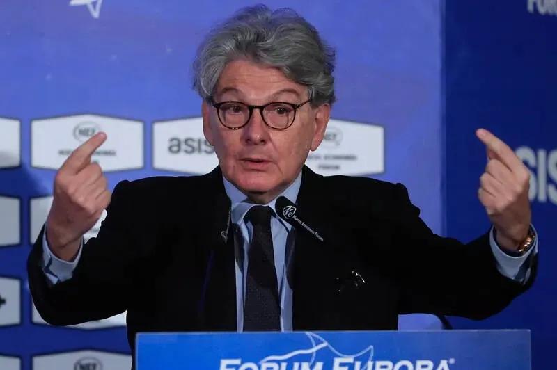 【以荒唐理由制裁中国企业，合伙对华断供高级芯片，美国开年就搞事】
在中国还处在春