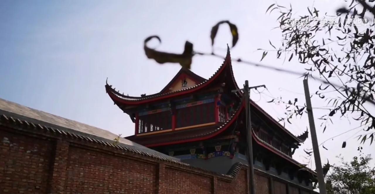 【说说辛集旧城抬头禅寺你所不知道的那些故事】曲径通幽处，禅房花木深。我和朋友好不