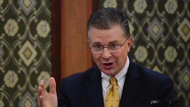 美国国会众议院外交事务委员会28日举行所谓“应对中共进攻性行为的世代挑战”听证会