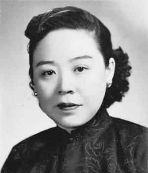 1930年，白崇禧的副官许辉看他太寂寞，竟然将自己的未婚妻送上门。哪曾想，一年后