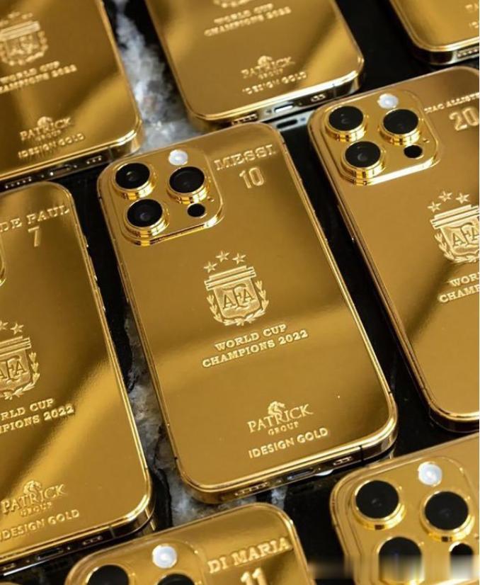 梅西拿出17.5万英镑，给阿根廷球队以及工作人员定制黄金

梅西这次又要“大出血