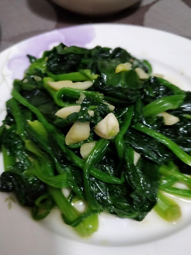 减肥的秘诀，要多吃菜过年了，大