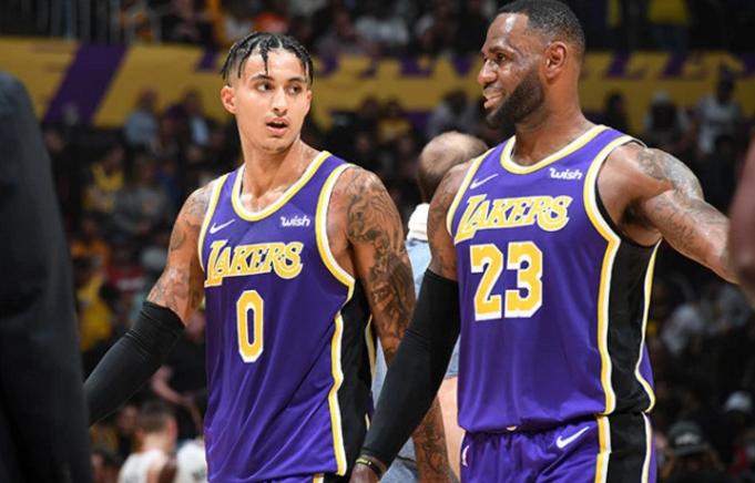 詹姆斯应该拿多少个MVP？本人回复：不应该只有4个

湖人本赛季的发挥不错，詹姆