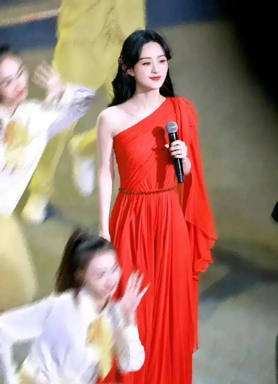 当杨幂和赵丽颖同台，一个甜美清