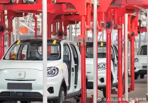 【外媒说丨中国经济亮眼成绩单增强全球信心】中国国家统计局近日发布2025年中国经