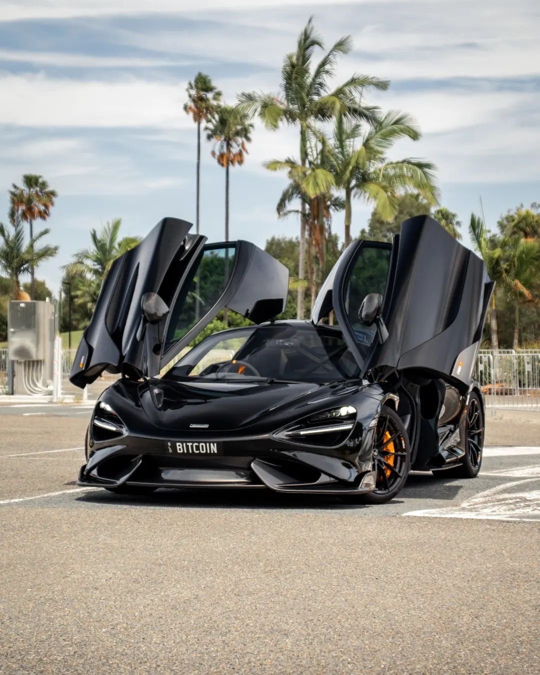 绝对的梦想车….迈凯轮765LT!![色]#迈凯伦765LT##car时尚##豪