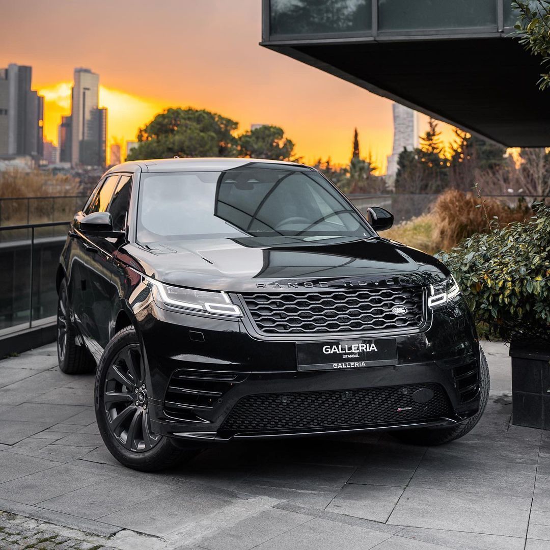 •••LAND ROVER R