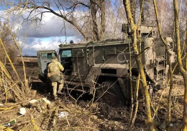 俄军24小时轮番猛攻，已控制68％巴赫穆特，乌增兵8万准备反攻

来源:铁血观世