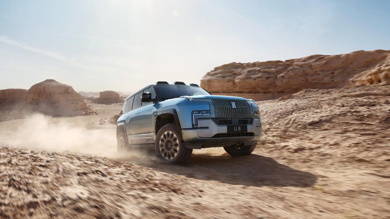 买不买，就看推出的产品能不能打动消费者。

在比亚迪汉推出来之前，你能想到还有国