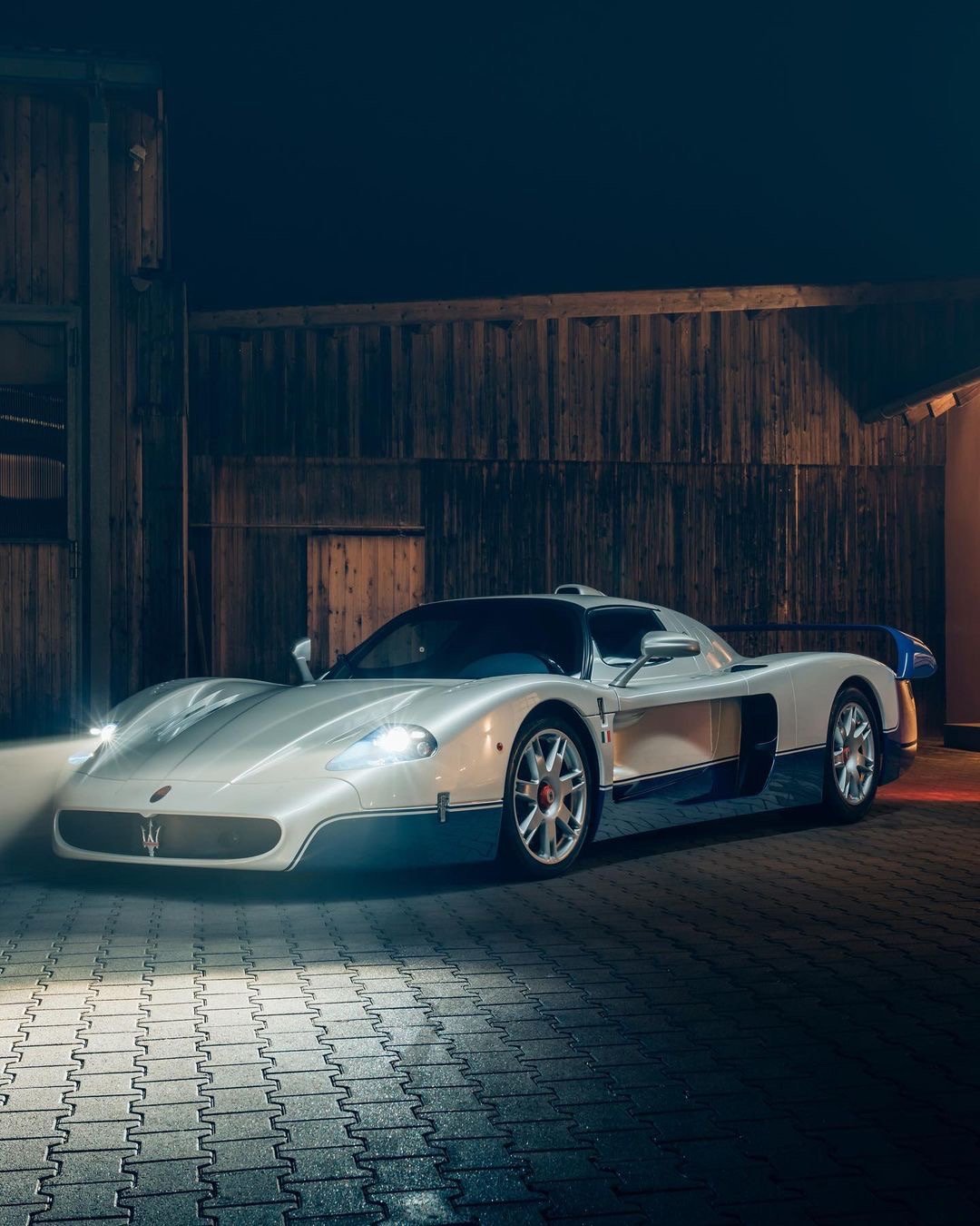 玛莎拉蒂 MC12 ​​​