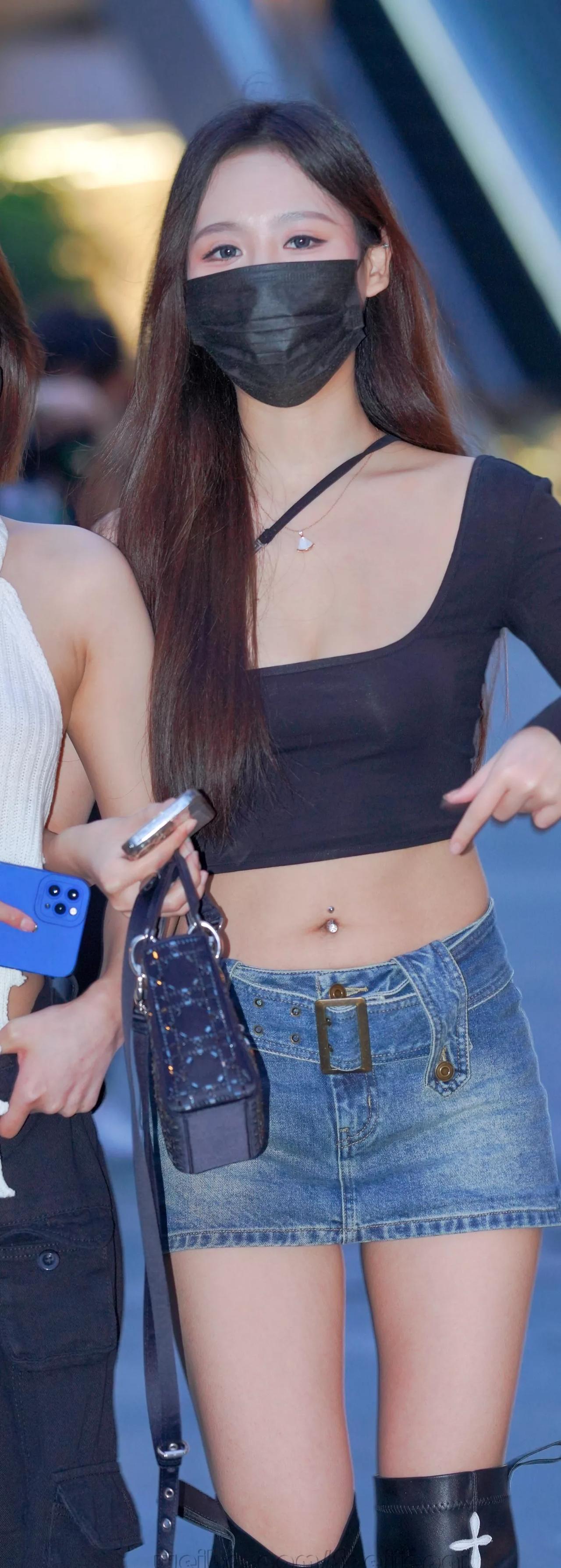 女神级口罩美女