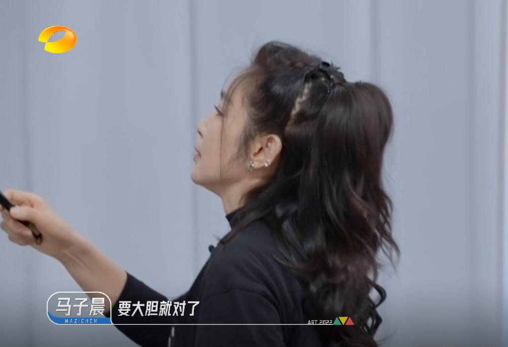 陈十三对李冰冰说：如果我是你，我会觉得被骗。李冰冰：我现在就觉得我在被骗。
 
