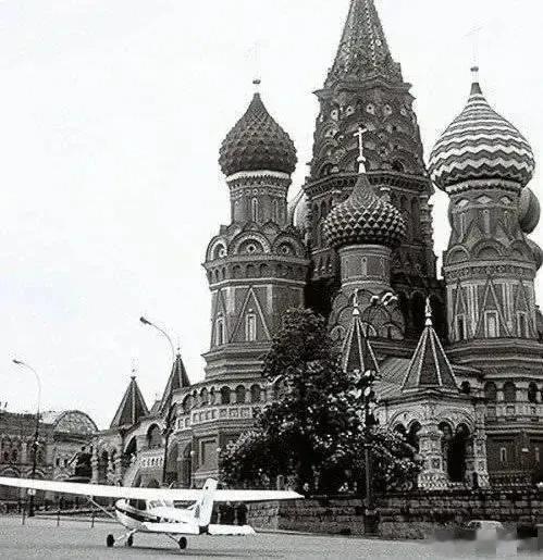 乌克兰国家安全与国防委员会秘书阿列克谢·达尼洛夫宣布，乌克兰军队将拥有航程超过3