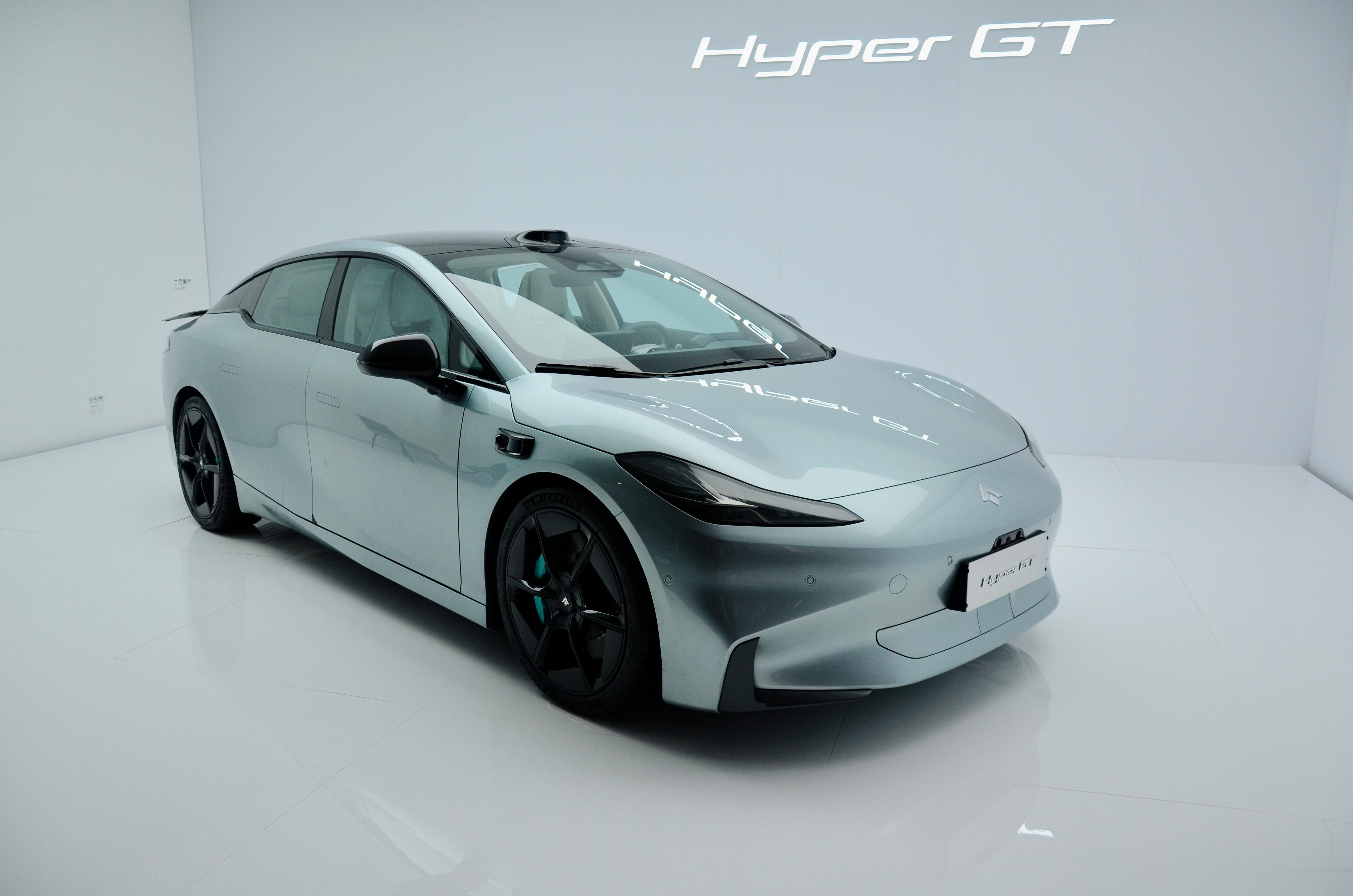 Hyper GT的坐起来也太舒服了吧[憧憬]绝比蔚来ET5的小板凳好太多[吃瓜]