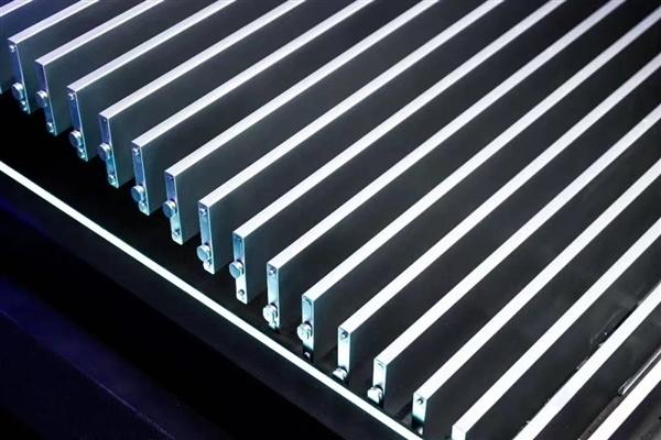 比亚迪感到危机？与徐工集团成立电池公司
徐州徐工弗迪电池科技有限公司成立，注册资