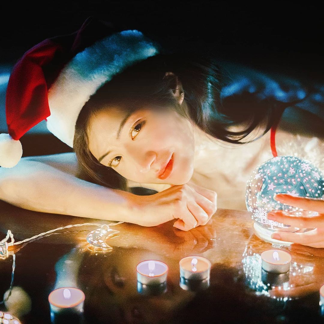 你的圣诞公主#少女写真#  #情绪Leo# #清纯御姐#,#美妆搭配# ​​​