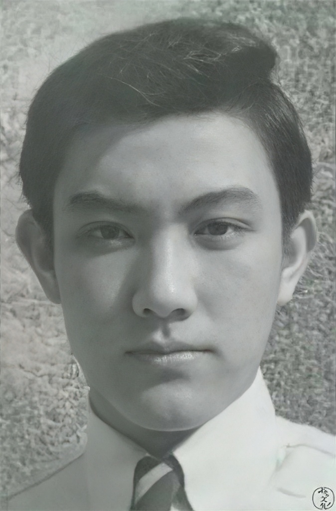 #大陆方面欢迎马英九先生来访# 大帅哥马英九先生青少年时期的玉照一组，来源网络，