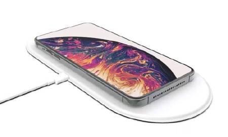  

真正实现「无接口」需要解决很多问题，先说两个。

目前 MagSafe 的
