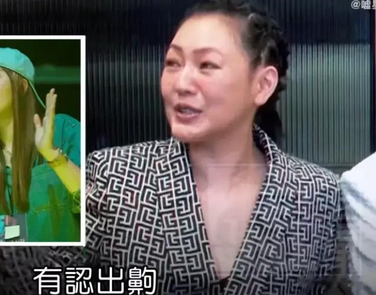 小S和女儿的颜值就不是一个级别！可以看到小S的女儿颜值和身材都是十分完美，特别是