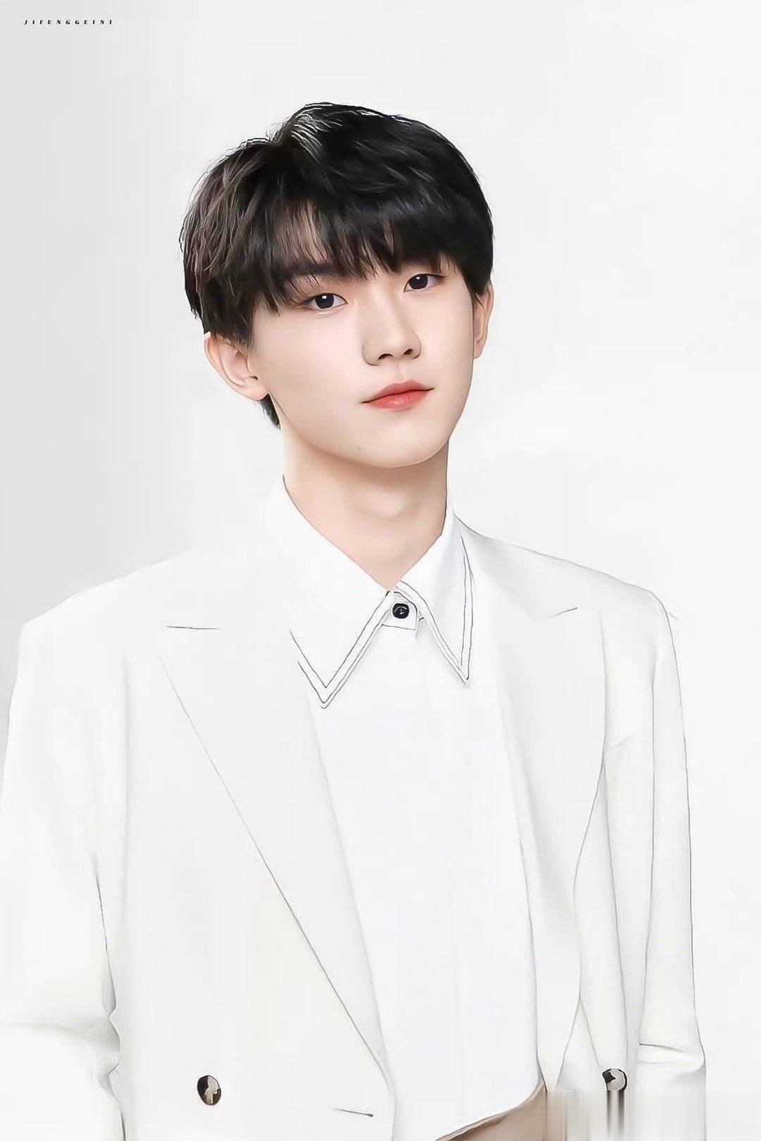 #马嘉祺[超话]#mjq#马嘉祺你好星期六绿色毛衣造型# mjq#马嘉祺的第二个