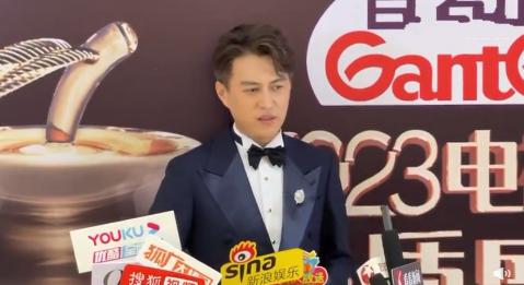 靳东透露《无间》动作戏很多
靳东又一部新剧《无间》开播了，很多人总是拿这部剧和《