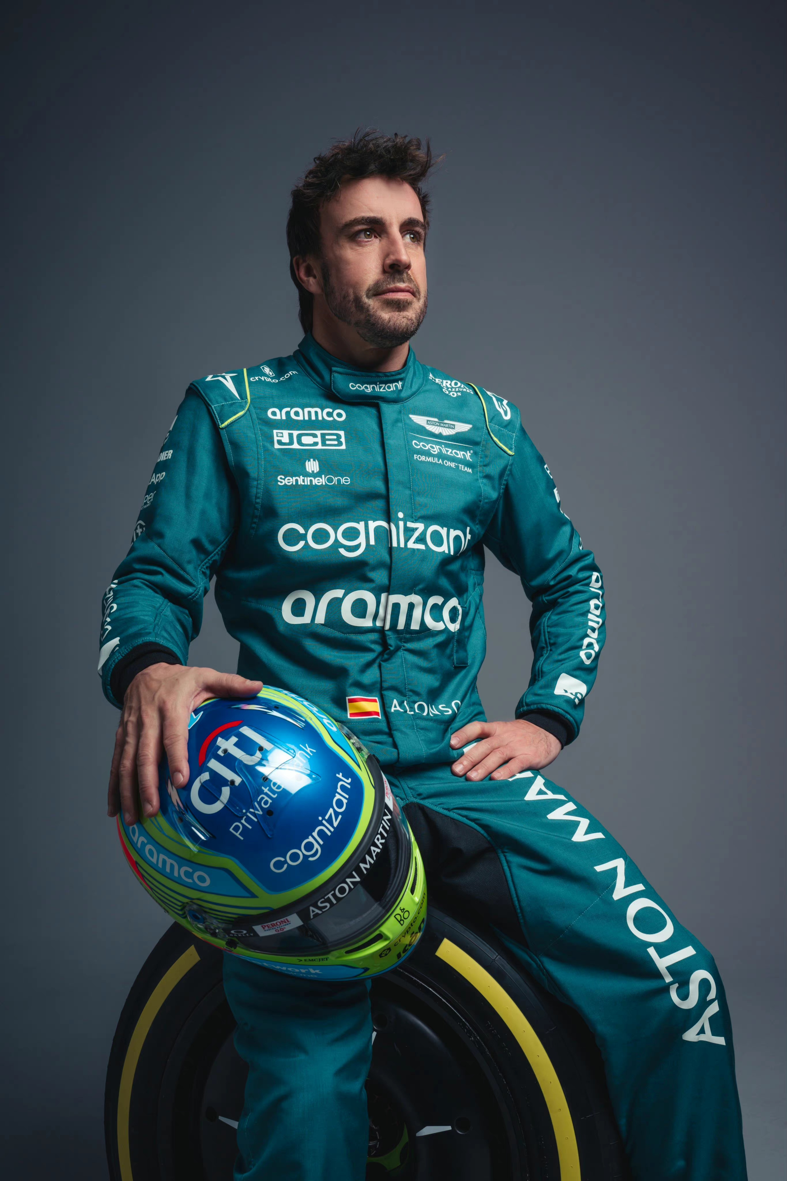 阿斯顿马丁车手阿隆索2023赛季头盔🕵🏻‍♂️#F1##赛车##car时尚#