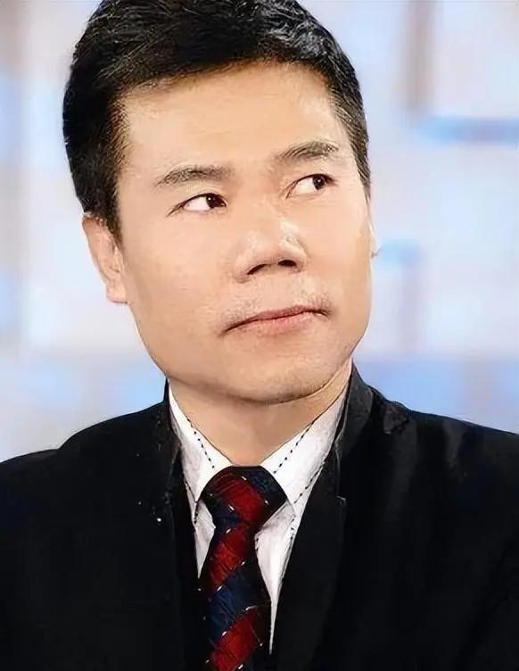今日头条纳税大户前三名，都是谁？老胡？司马南？孔和尚？纳税，是公民应尽的义务，偷