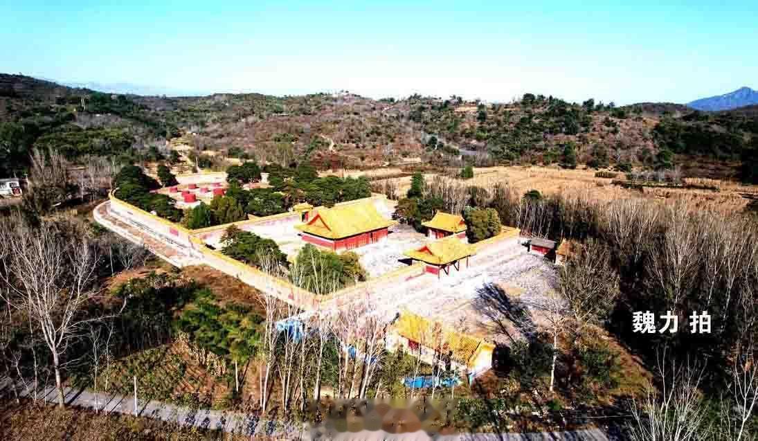 135年前的今天即光绪十四年（1888年）三月三十日，道光帝的成贵妃去世。   