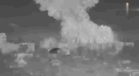 这次，俄罗斯亮出更厉害的大杀器！

在投放了多枚航空炸弹之后，俄军还觉得不过瘾，