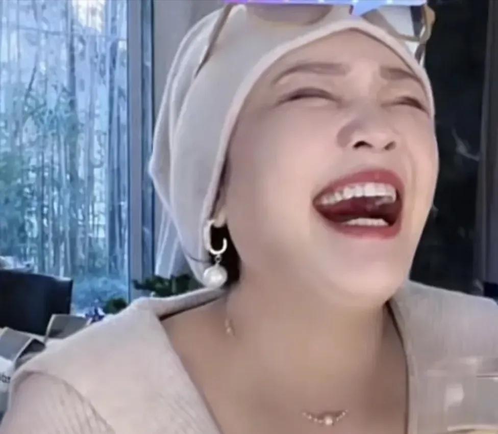 感觉全网都在指责汪小菲现任女友张颖颖，她究竟有什么错啊，要受大家这种攻击！

汪