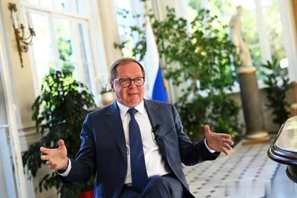 乌军召集20万人准备反攻，果然“好战”？俄大使：俄随时准备停火

来源:铁血观世