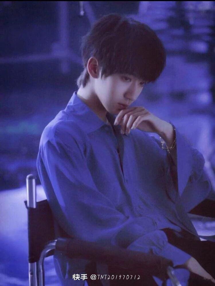 #贺峻霖[超话]##贺峻霖[超