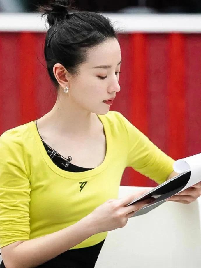 原来年轻时的董洁也是神颜啊