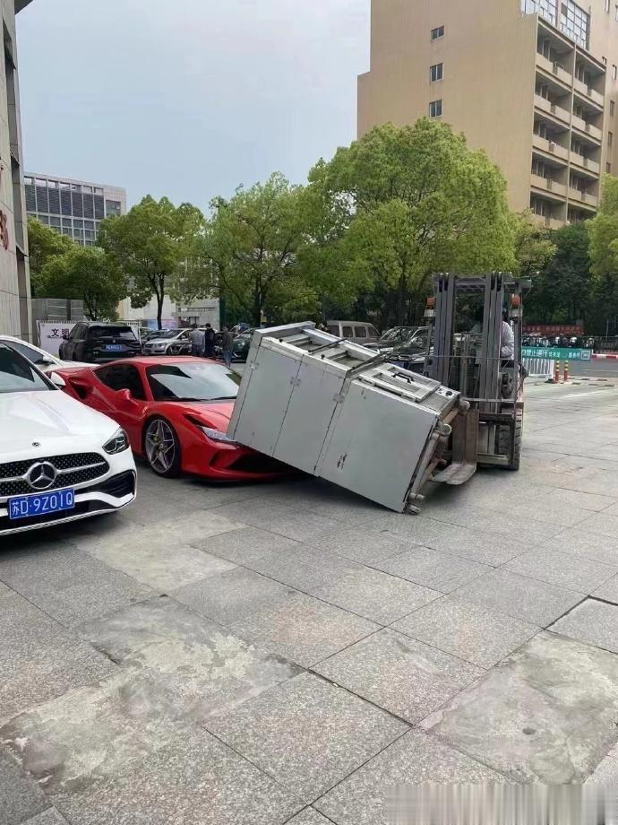 别发给我这个了，这个不算前嘴一套。谢谢！ ​​​