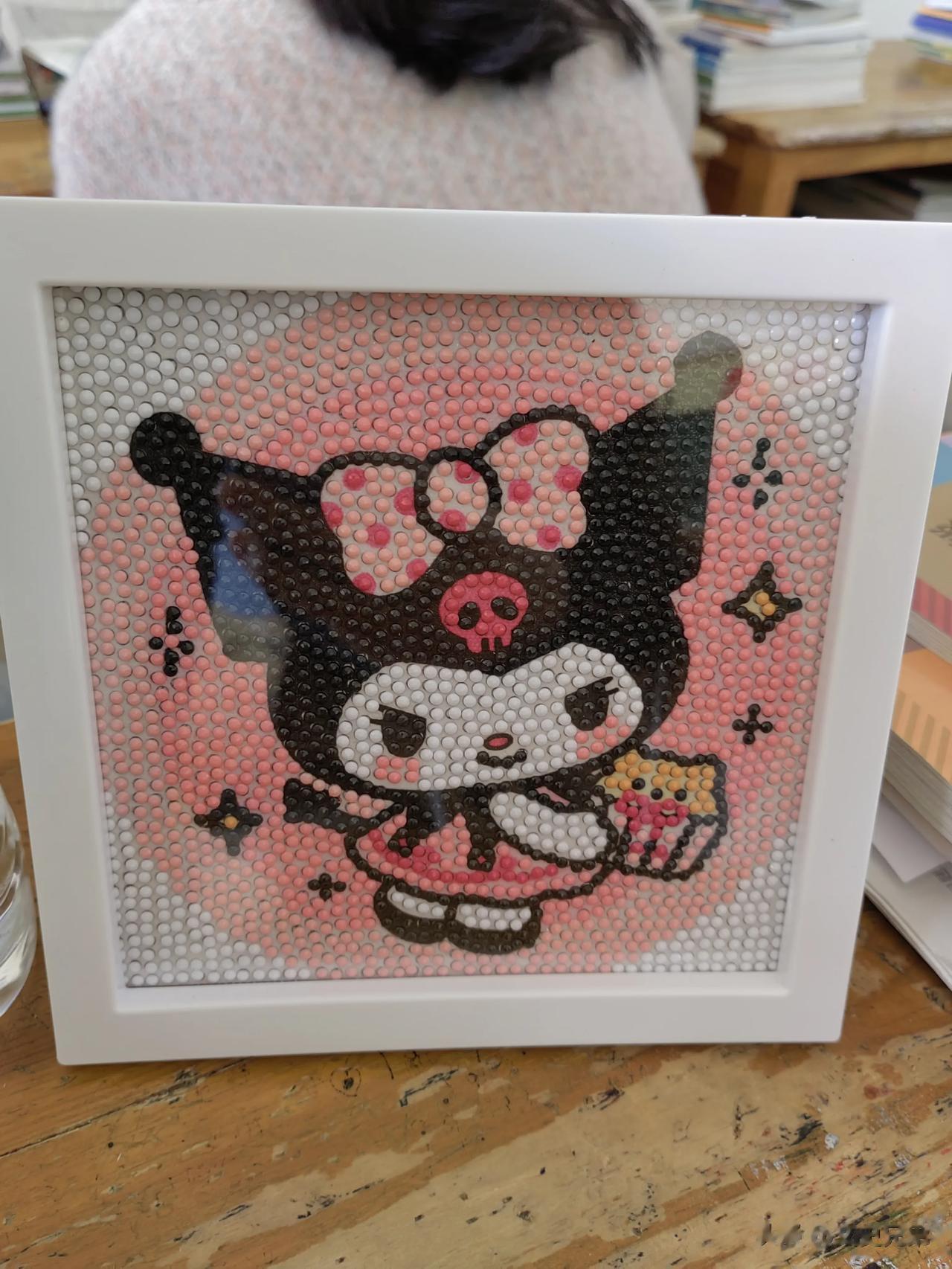  
搞了一节课的时间了。
不知道他在搞什么？
不过看到成品之后，还是非常漂亮的。