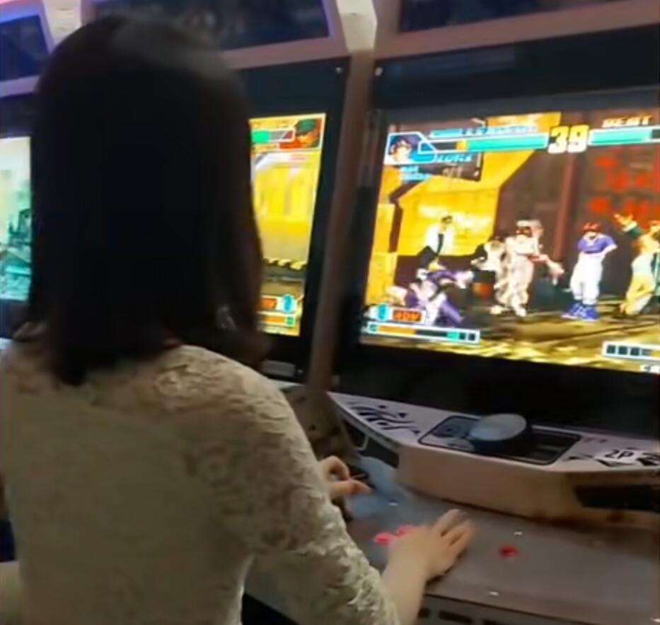 如今的怀旧游戏图文太难了。主要还是头条给图文的流量越来越少，给怀旧游戏就更少了。
