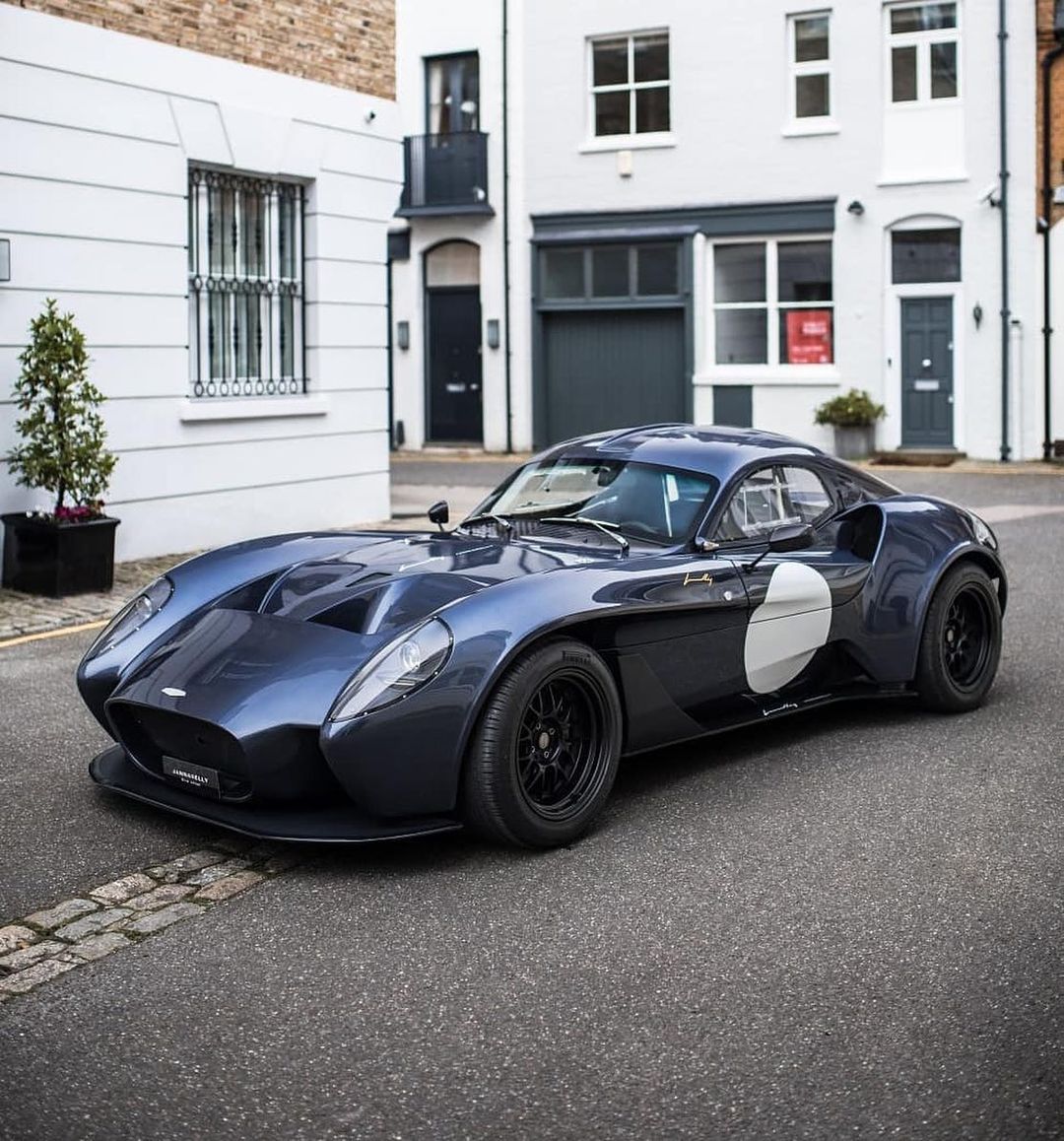 Jannarelly Design-1[doge]搭载经典日产3.5L V6发动