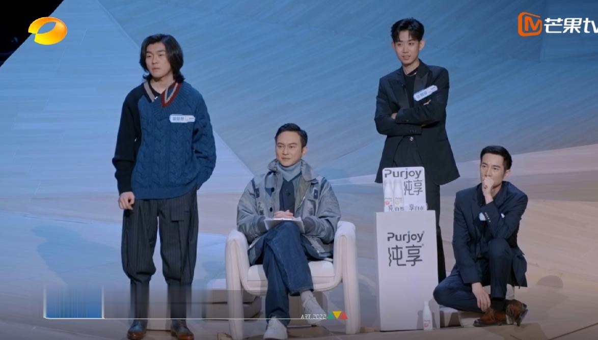 画家薛大威被淘汰，发表感言时语出惊人：首先我得要求所有这些晋级的，除了张智霖组的