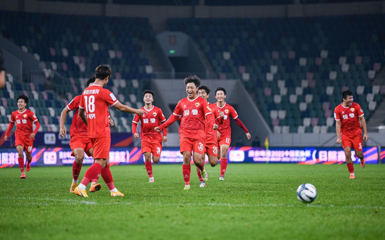 泾川文汇VS北京国安，县级球队淘汰中超翘楚，草根逆袭，豪门败落！为我大西北足球健